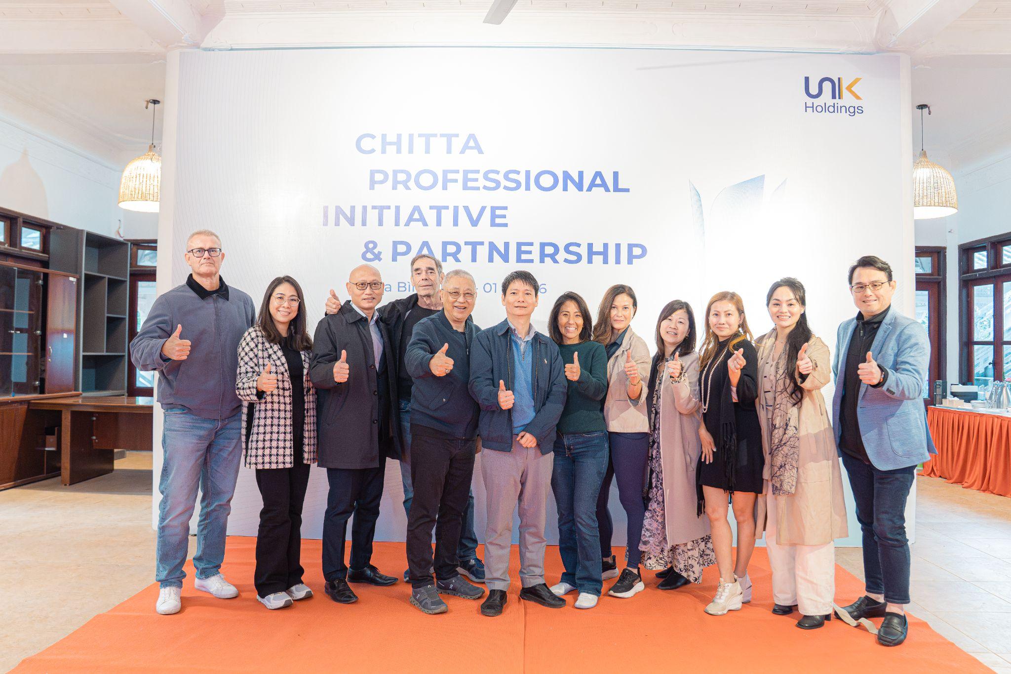 Plenary discussion on the future of proactive healthcare in Vietnam.