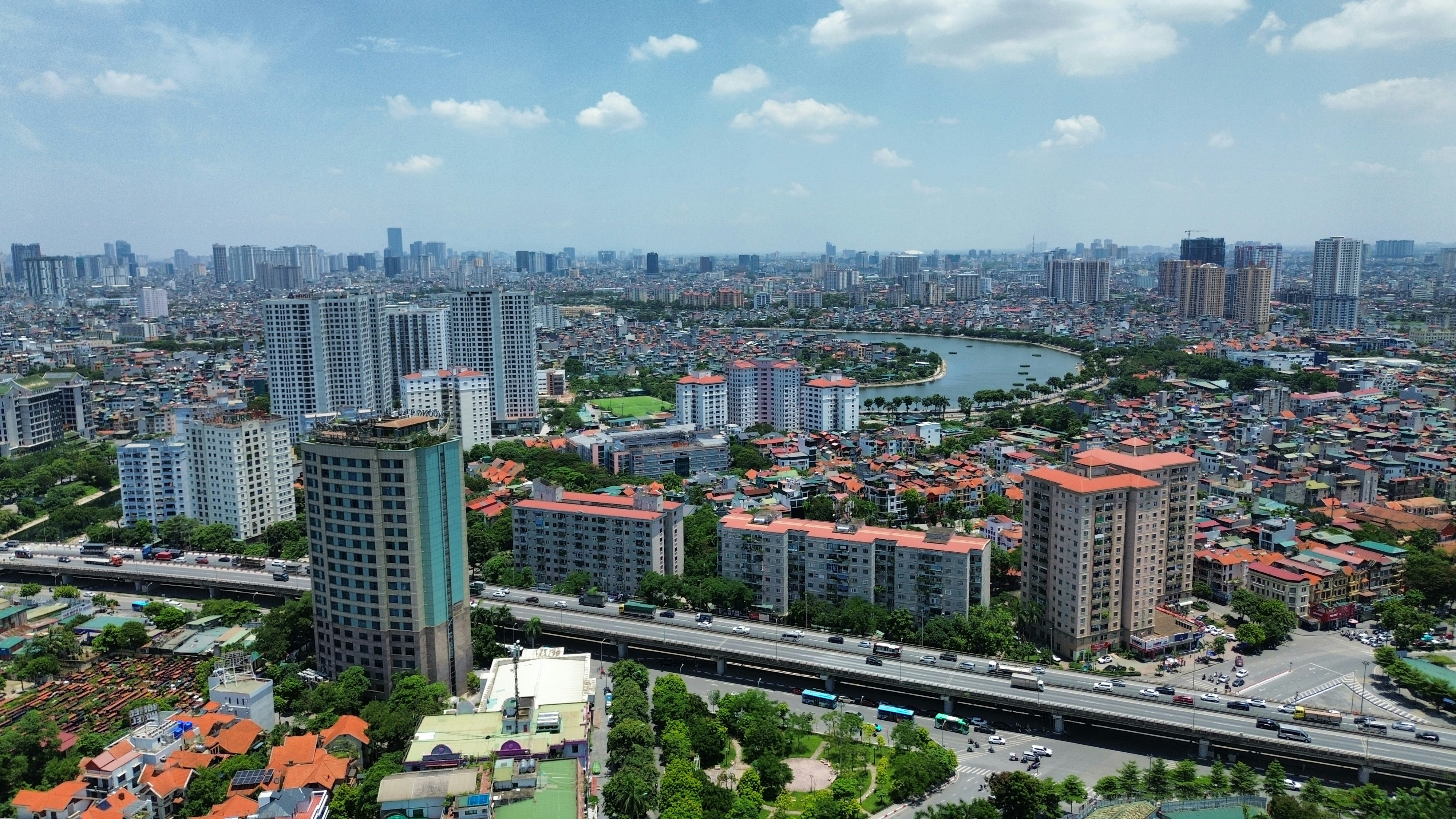 An Overview of Vietnam's Economy in H1 2026: Challenges, Growth Drivers, and Development Prospects
